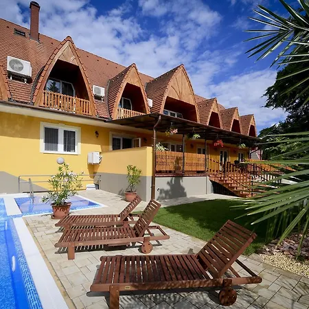 Rajna Villabridge&spa Apartmanhotel