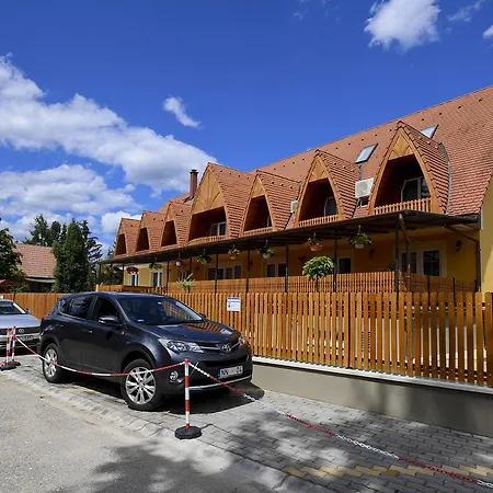 Rajna Villabridge&spa Lejlighedshotel 4*
