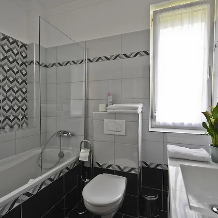 Rajna Villabridge&spa 4*