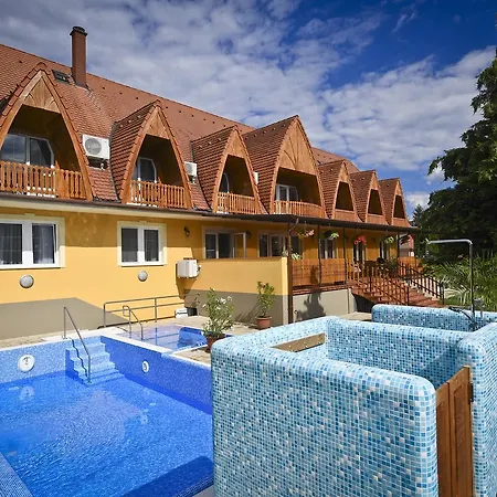 Apartmanhotel Rajna Villabridge&spa 4*